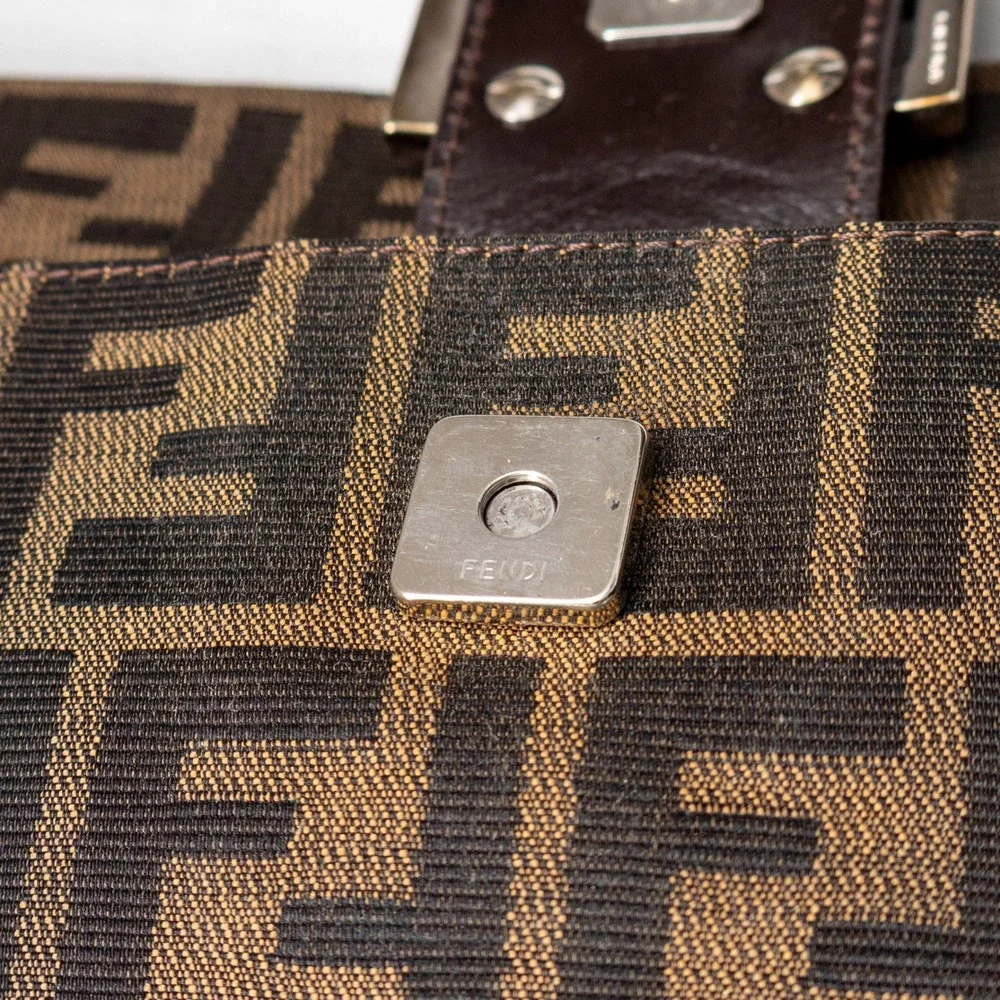 FENDI - Zucca Medium Mamma Baguette Bag Brown Vintage 2000s Y2K
